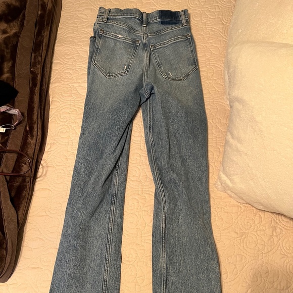 Abercrombie Curve Love split hem jeans - Picture 5 of 6